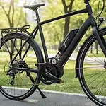 Cutaway view of an electric bike motor and battery showing how e-bikes work